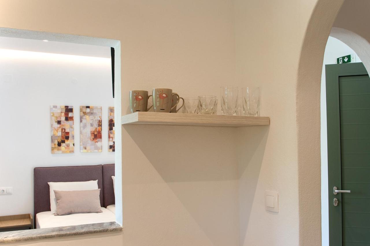 3 Goddesses' Studios Koukounaries Bagian luar foto