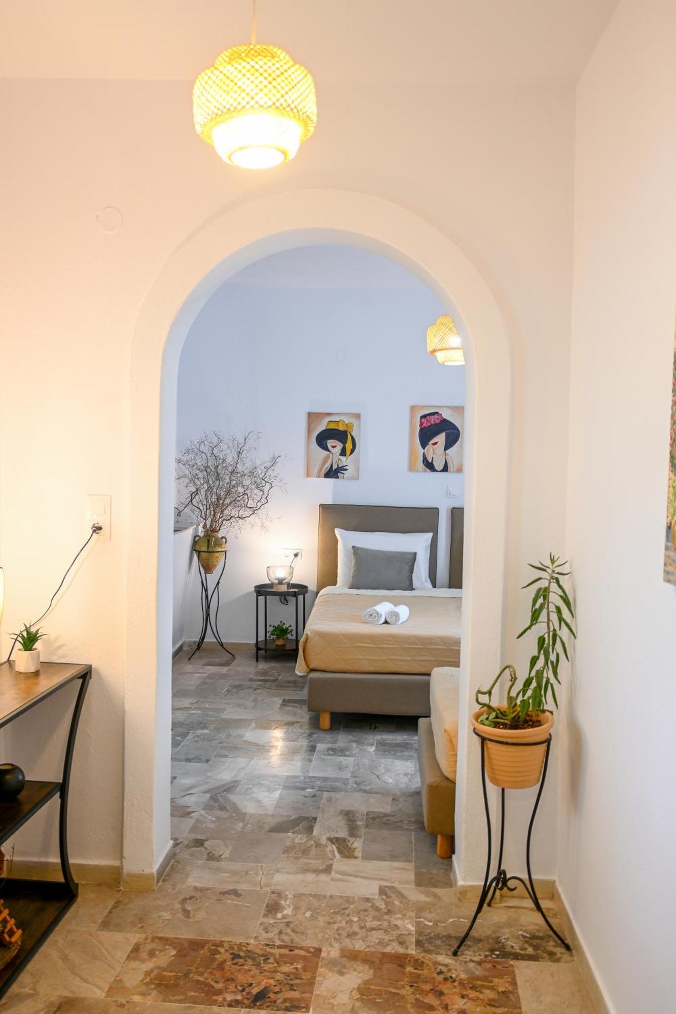 3 Goddesses' Studios Koukounaries Bagian luar foto